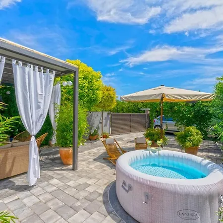 Holiday home House With A Parking Space Privlaka, Zadar - 21225
