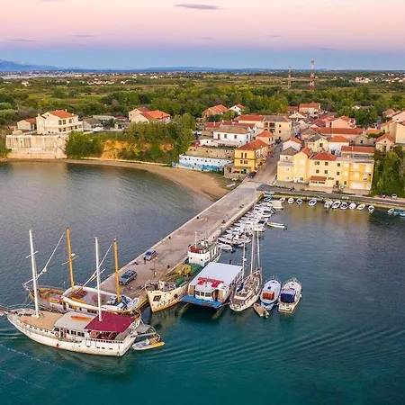 House With A Parking Space Privlaka, Zadar - 21225 Holiday home Privlaka (Zadar)